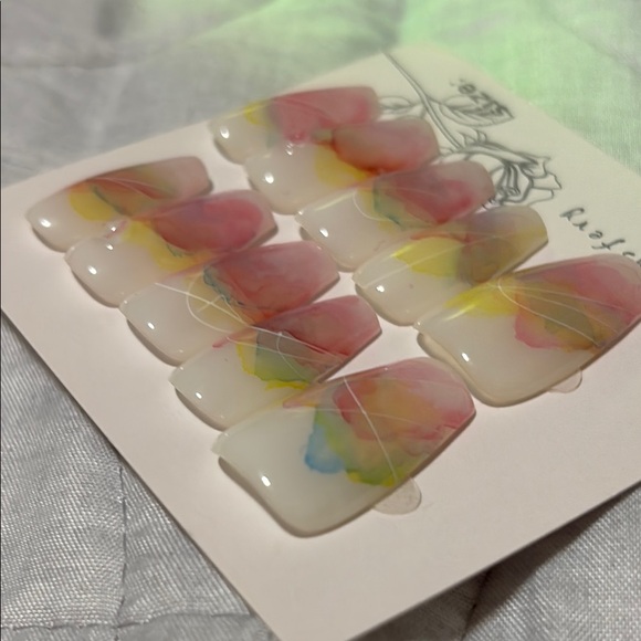 Multicolor Press-On Nails - Picture 7 of 9